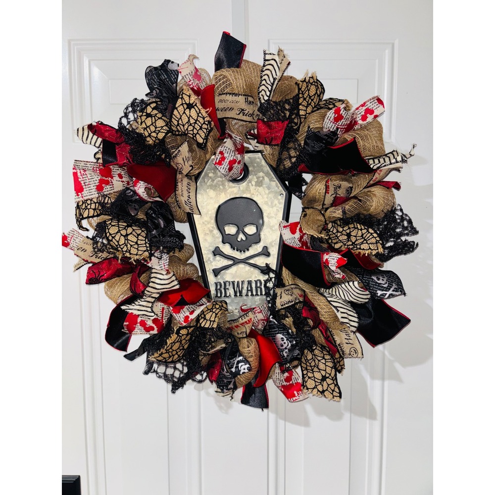 Handmade Halloween Coffin Skull Wreath Burlap Mesh Red Black Gothic Decor 21in - Picture 1 of 1